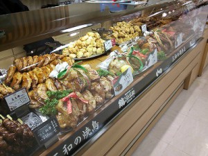 クリスマス開店前の鶏三和 丸栄店