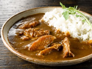 やわらか 手羽ほぐしカレー(調理イメージ)