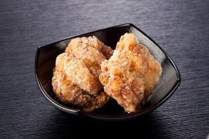 鶏三和　塩麹入りしお唐揚げ