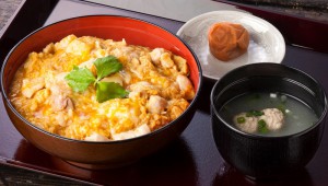 鶏三和　三和の純鶏名古屋コーチン親子丼