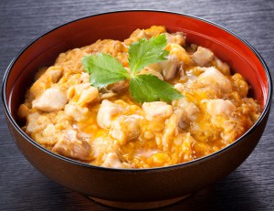 三和の純鶏名古屋コーチン親子丼