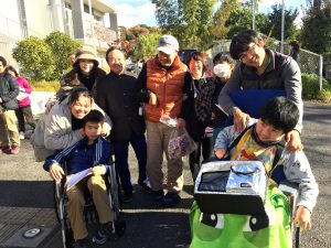 2017年11月24日愛知県・名古屋市の社会福祉施設での鶏肉寄贈の様子