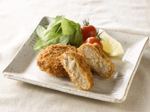 三和の純鶏名古屋コーチン入りメンチカツ