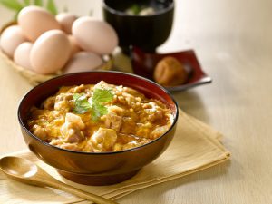 三和の純鶏名古屋コーチン特上親子丼