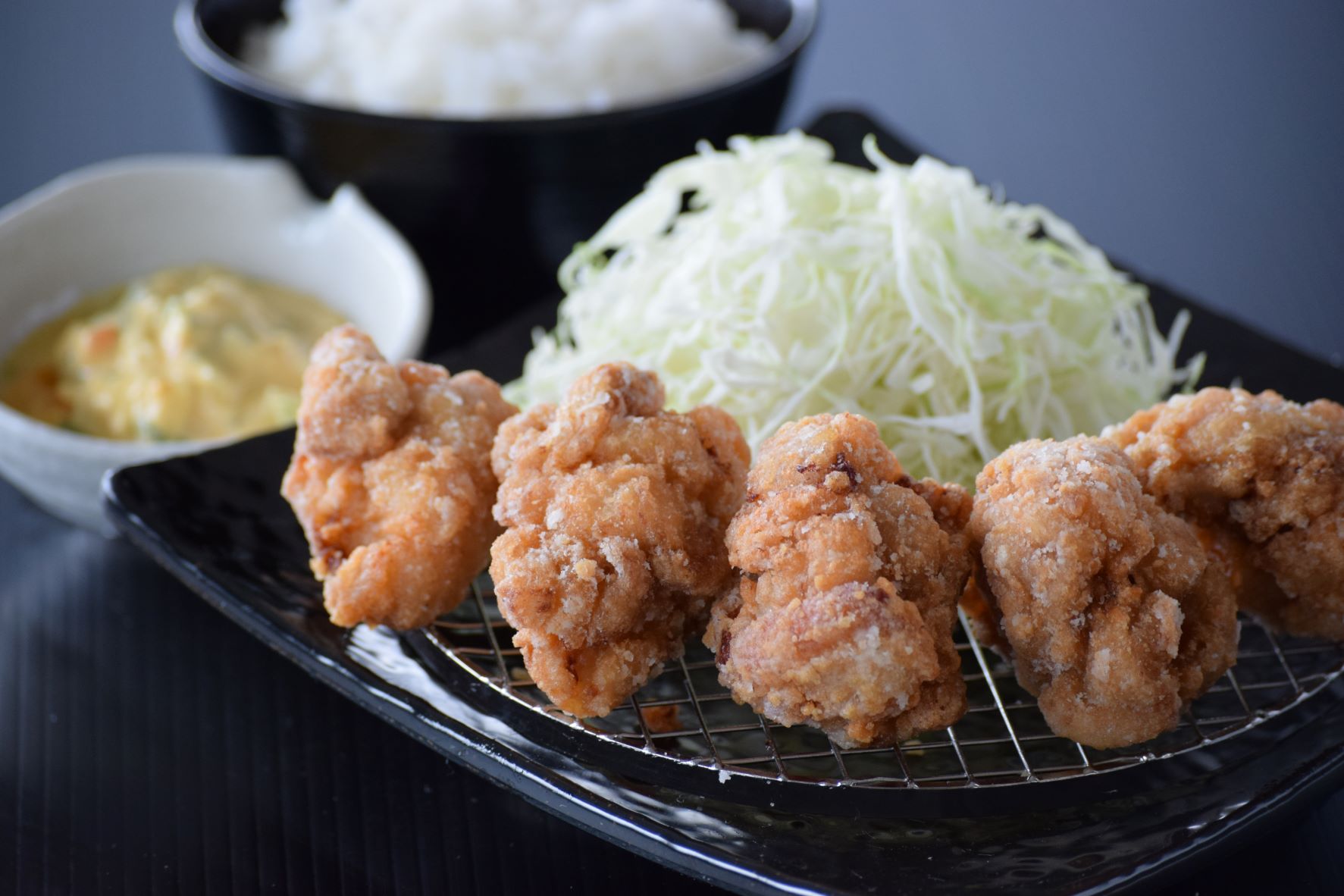 【ジューシーもも唐揚】タルタル南蛮定食(5個)